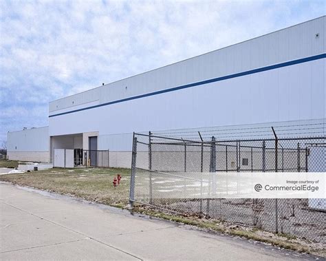 777 lena dr aurora oh|WAREHOUSE / MANUFACTURING 777 Lena Drive • Aurora, .